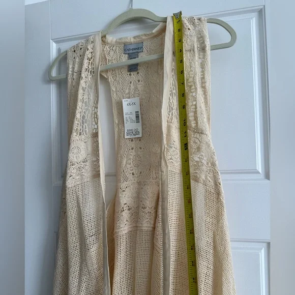 Women’s plus size beautiful lace vest. 4X/5X brand new never worn. - Picture 6 of 14